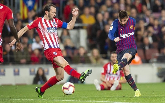 Lo tương lai MU, Solskjaer dự khán và tận mắt chứng kiến phong độ hủy diệt của Messi - Bóng Đá