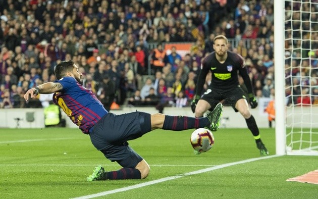 Lo tương lai MU, Solskjaer dự khán và tận mắt chứng kiến phong độ hủy diệt của Messi - Bóng Đá