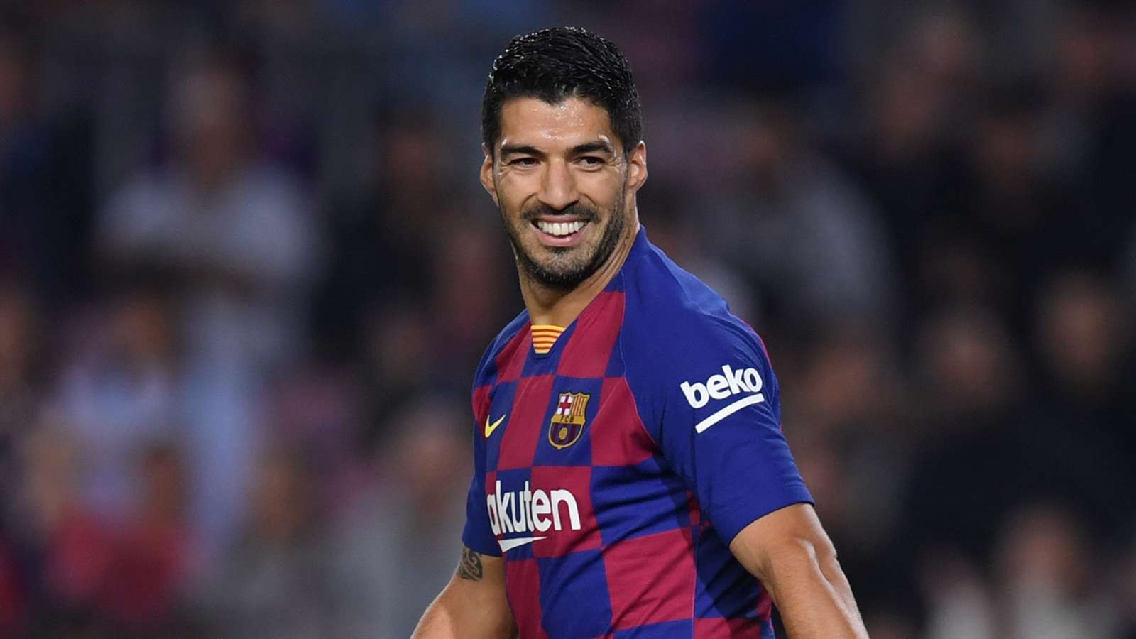 Messi urges Barcelona to sign Man City star Aguero - Bóng Đá