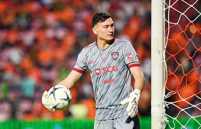 Đặng Văn Lâm nhận số điểm trên trung bình trong ngày Muangthong thất thủ - Bóng Đá