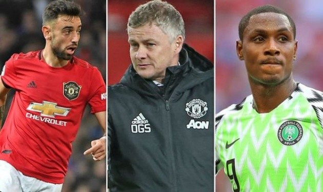 Odion Ighalo poses with Manchester United shirt for first time - Bóng Đá