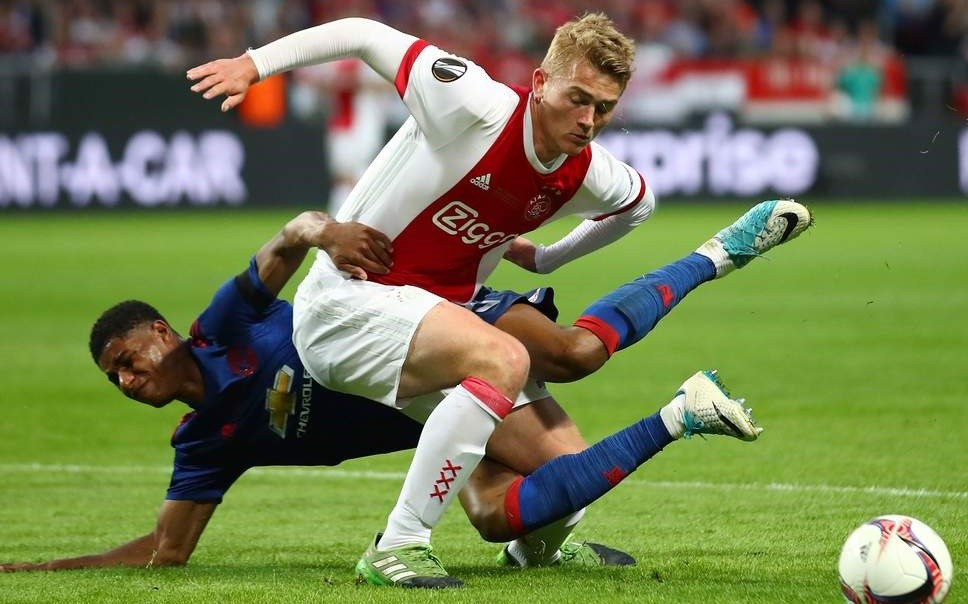 Mathijs de Ligt nên gia nhập Man Utd hay Barca? - Bóng Đá