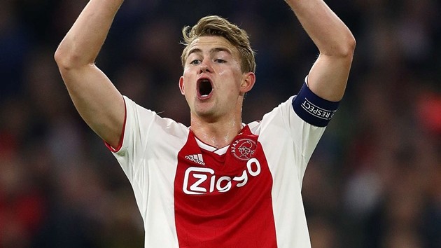 Overmars nói gì với giám đốc Juve - Bóng Đá