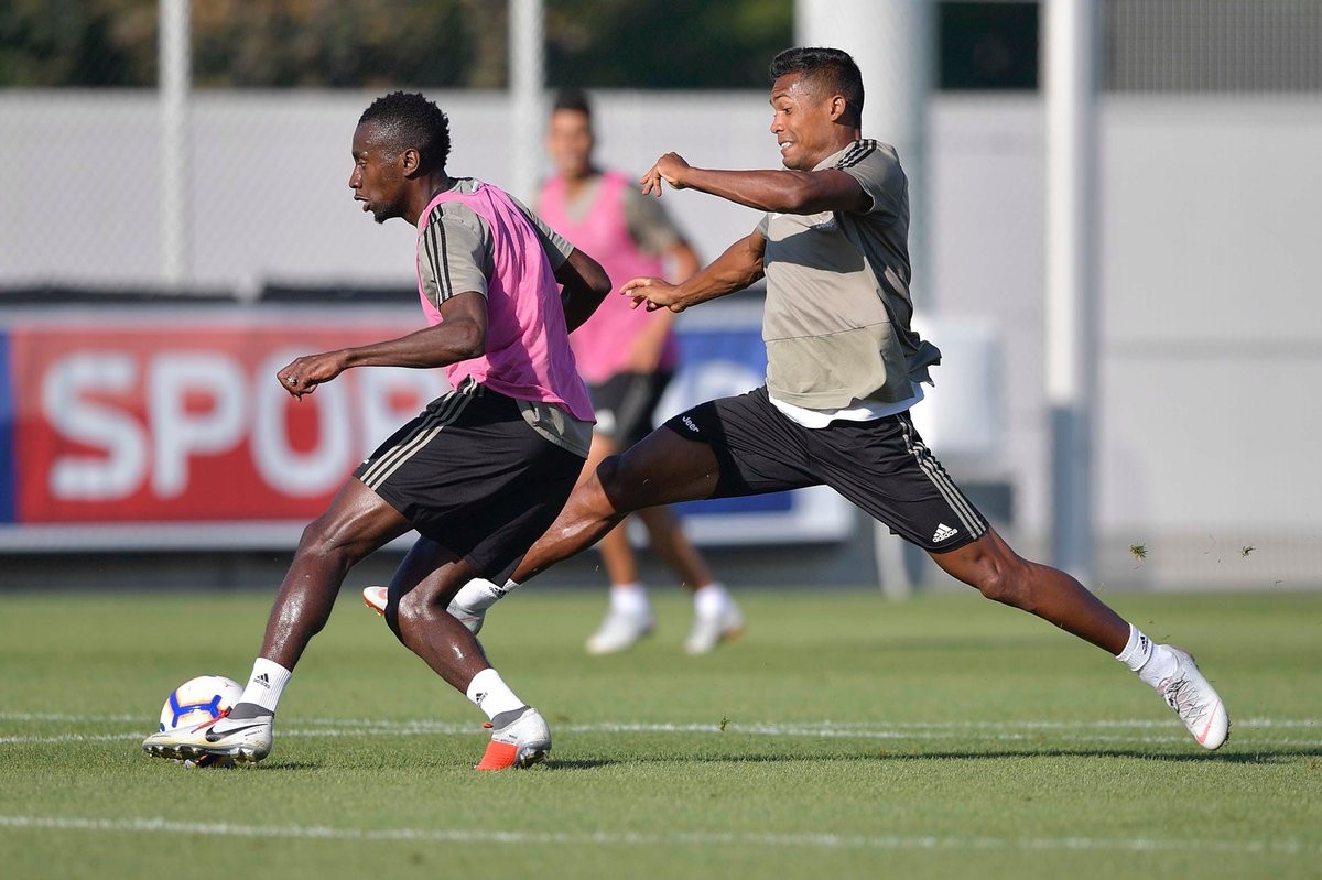 11 ngôi sao bắt tay với 'cáo già' Mino Raiola: 2 'rắc rối' của Man Utd - Bóng Đá