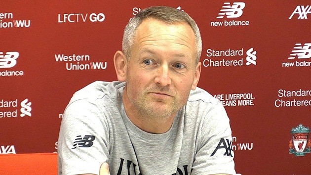 Critchley: 'Klopp's presence is felt by younger players and me' - Bóng Đá