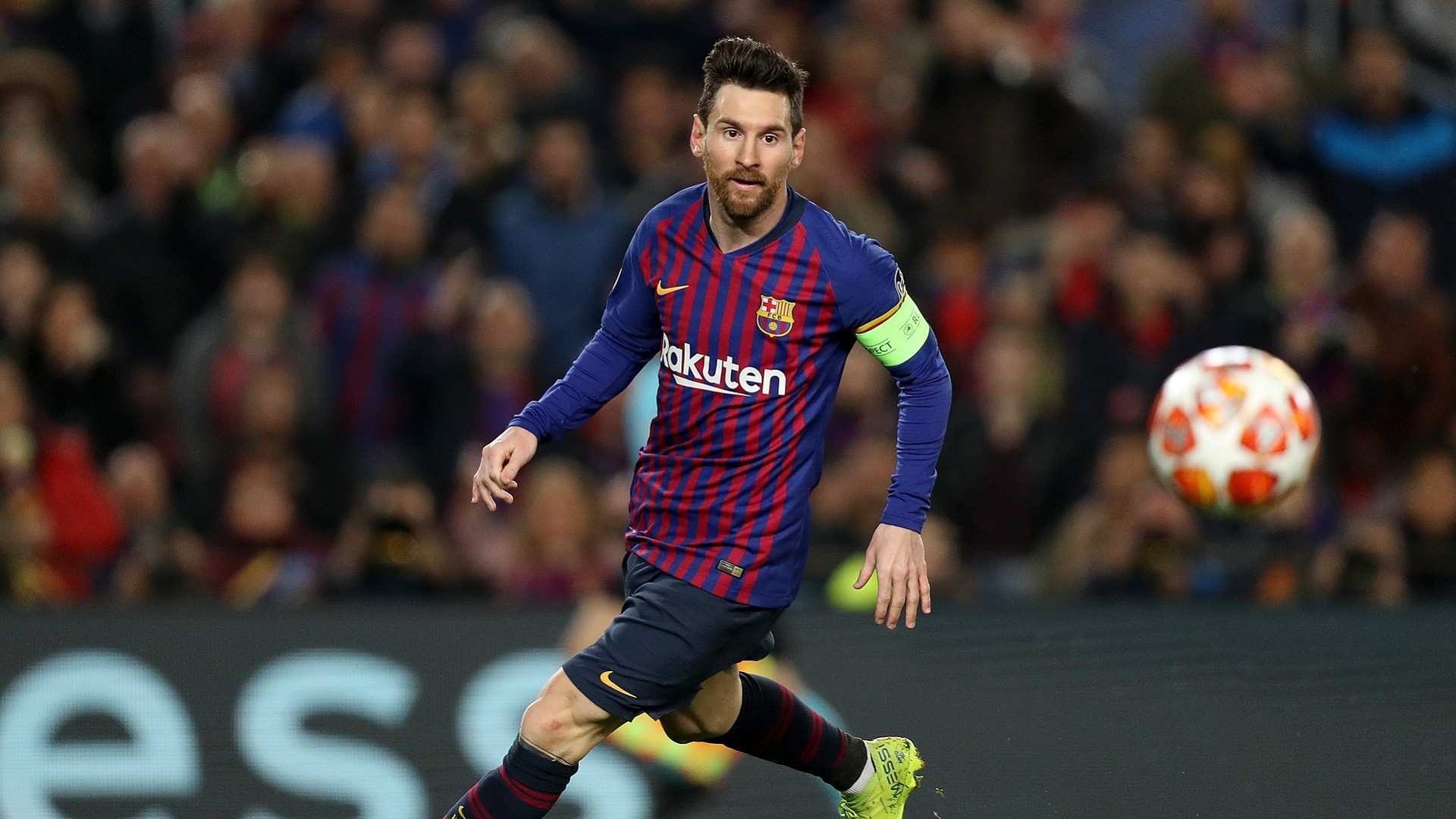 Messi nói gì trong ngày đáp trả 