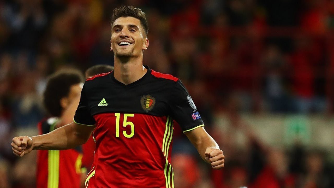 Man Utd bỏ Bissaka chén Thomas Meunier - Bóng Đá