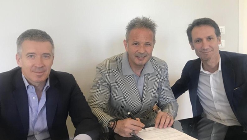 Cựu HLV AC Milan sắp được thưởng lớn - Bóng Đá