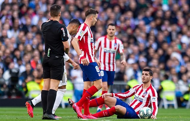 LIVERPOOL: FANS REACT TO ALVARO MORATA INJURY - Bóng Đá