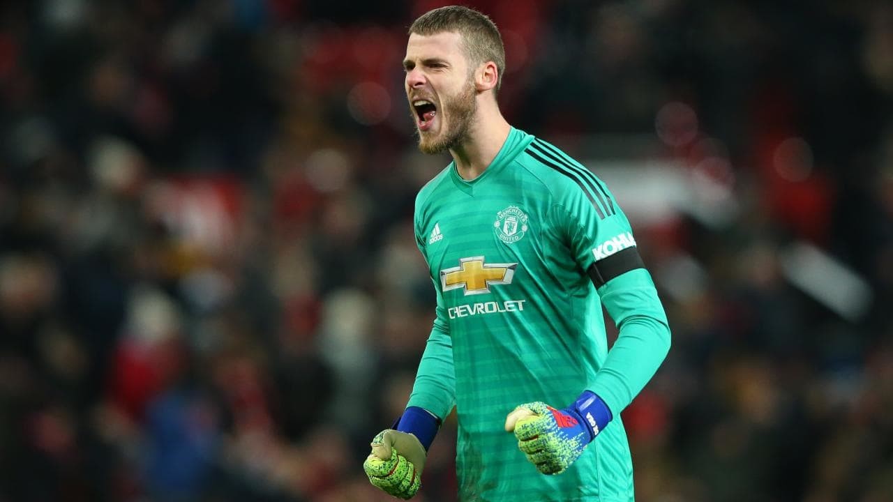 Asensio chụp hình cùng De Gea - Bóng Đá