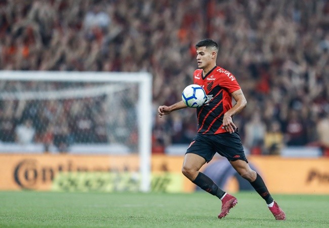 Bruno Guimaraes breaks silence on Arsenal transfer links as Edu attempts to close deal - Bóng Đá