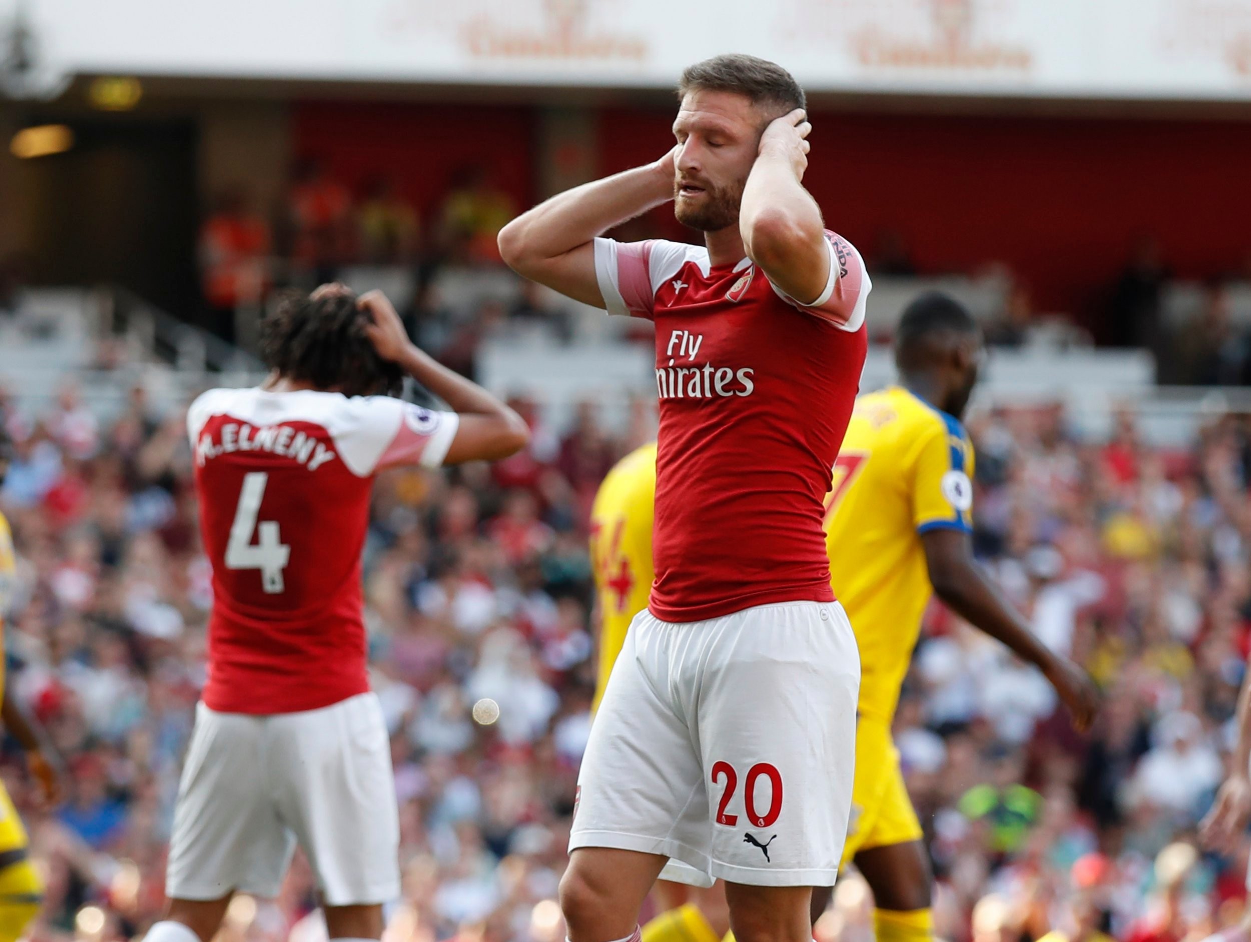 Arsenal bán Mustafi - Bóng Đá