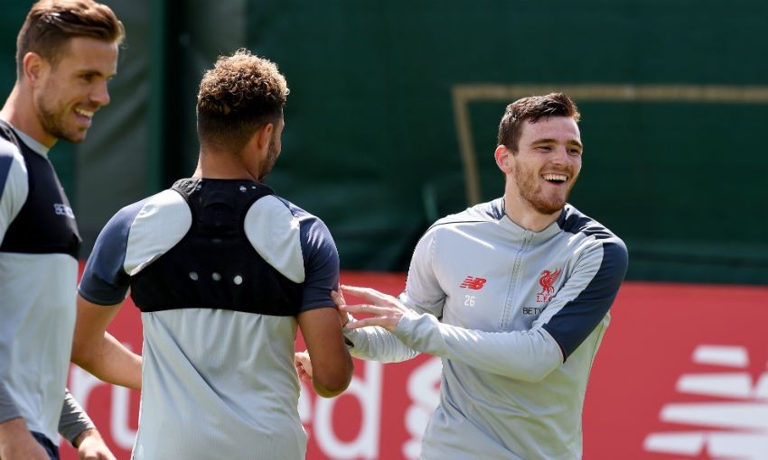 Liverpool tập  - Bóng Đá