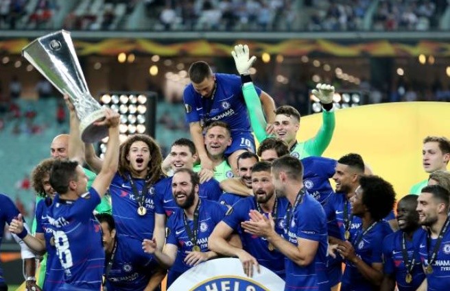 Cahill + Green ăn mừng vô địch không đá phút nào - Bóng Đá