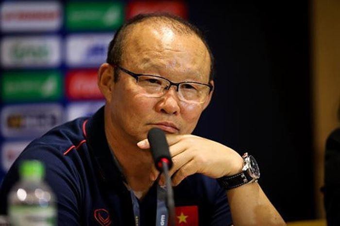 Thầy Park lý giải việc không gọi cầu thủ nào của 