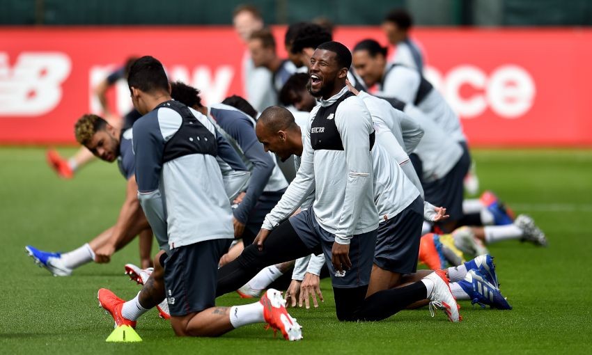 Liverpool tập  - Bóng Đá