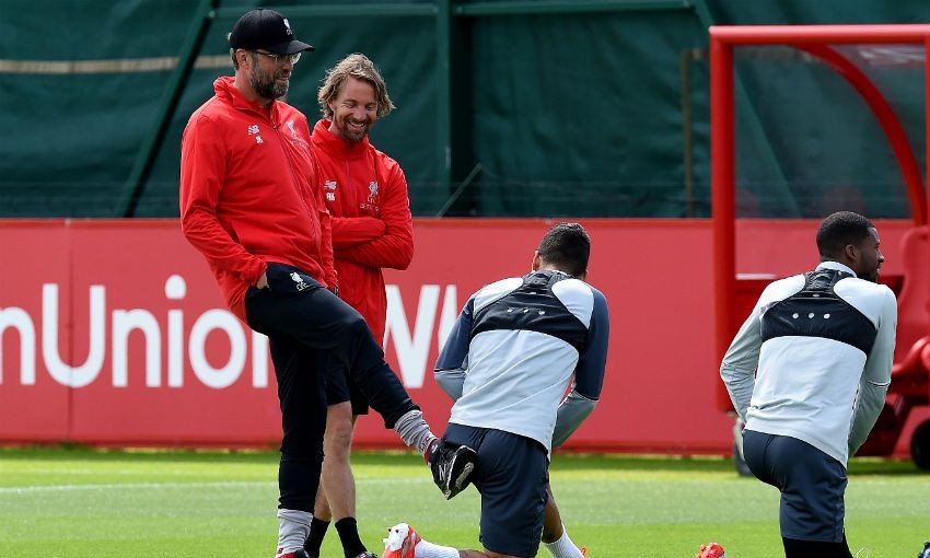 Liverpool tập  - Bóng Đá