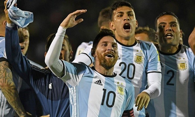 Vì sao Messi thành công ở cấp CLB nhưng 