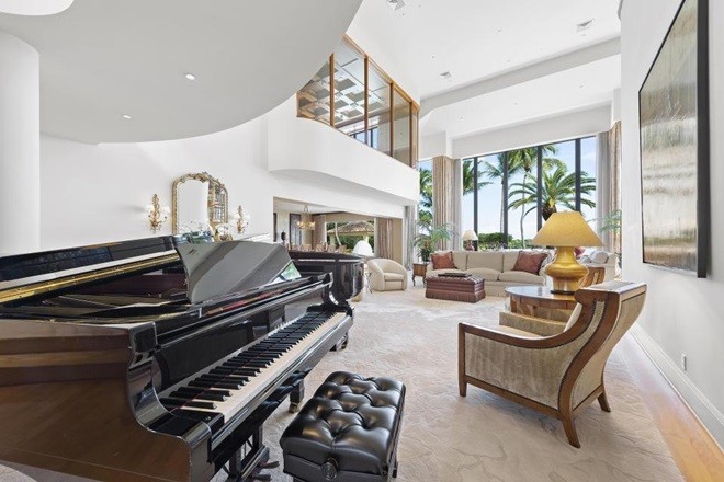 ông chủ Liverpool rao bán biệt thự trị giá 12 triệu bảng - Bóng Đá