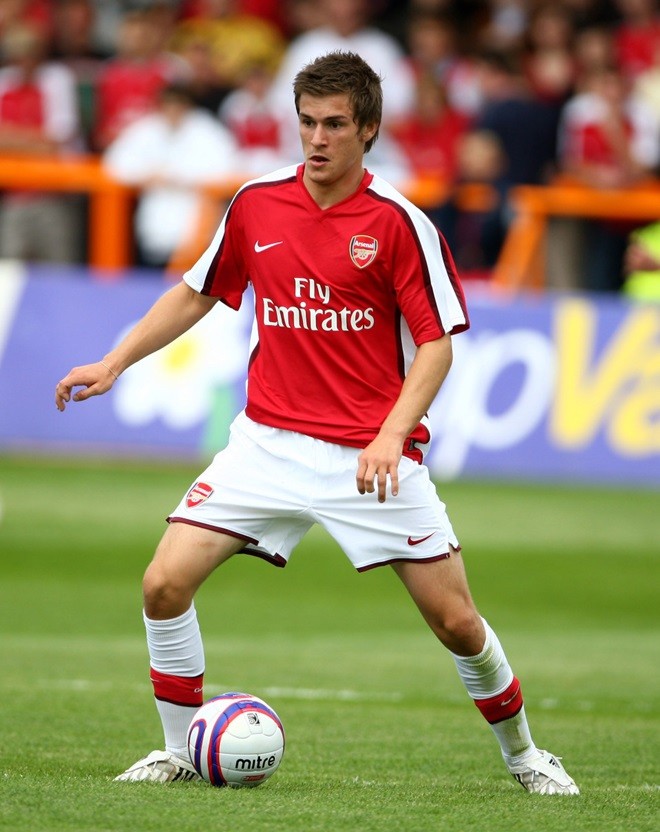 Phía sau câu chuyện trở thành siêu sao bóng đá của Ramsey - Bóng Đá