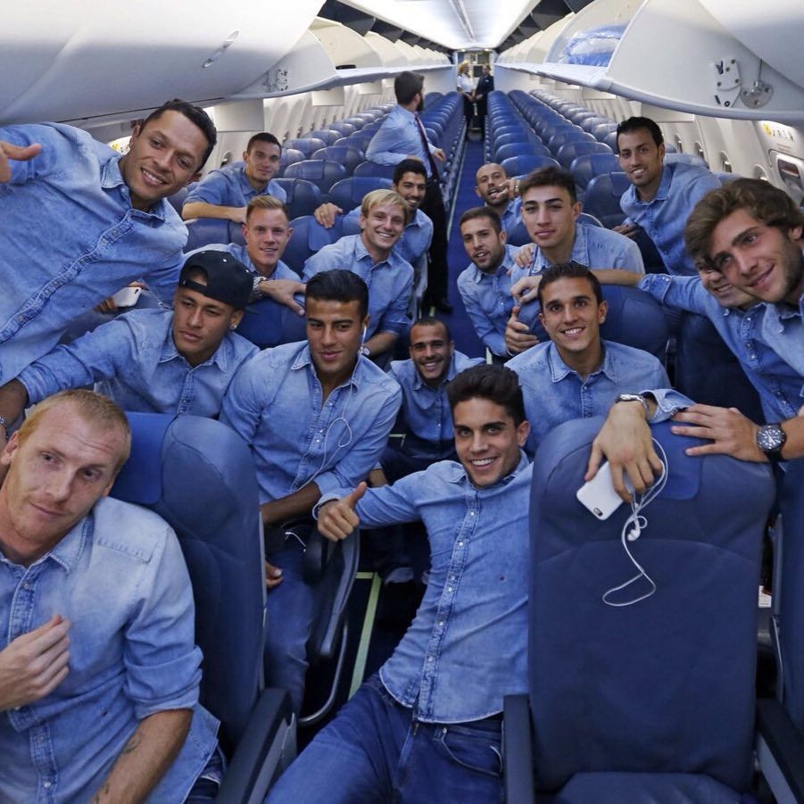 Ronaldo, Neymar và những 'thảm họa' denim của giới bóng đá - Bóng Đá