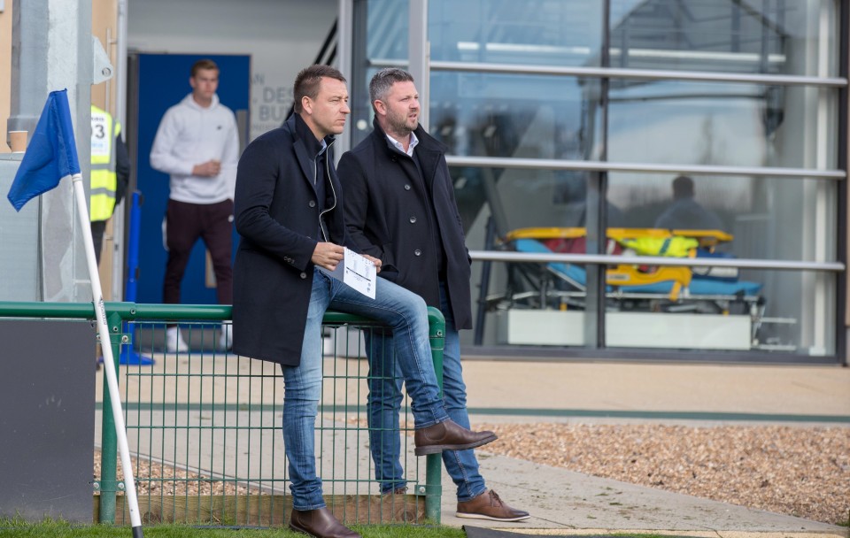 Trở về mái nhà xưa, John Terry quyết tâm 'rút ruột' Chelsea - Bóng Đá