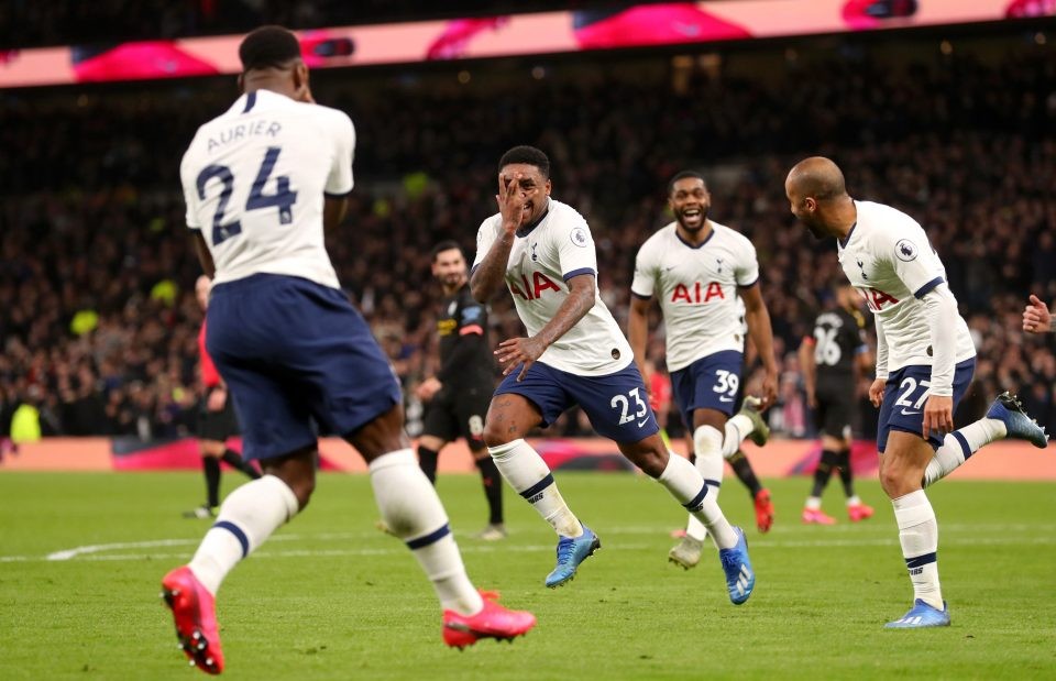 5 phút điên rồ nhất lịch sử Premier League trận Man City - Tottenham - Bóng Đá