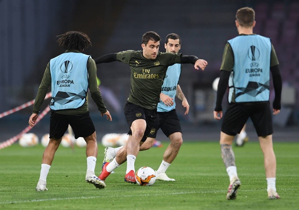 Arsenal tập - Bóng Đá