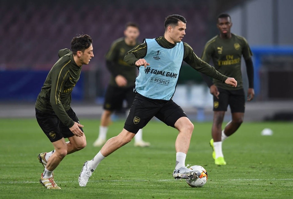 Arsenal tập - Bóng Đá