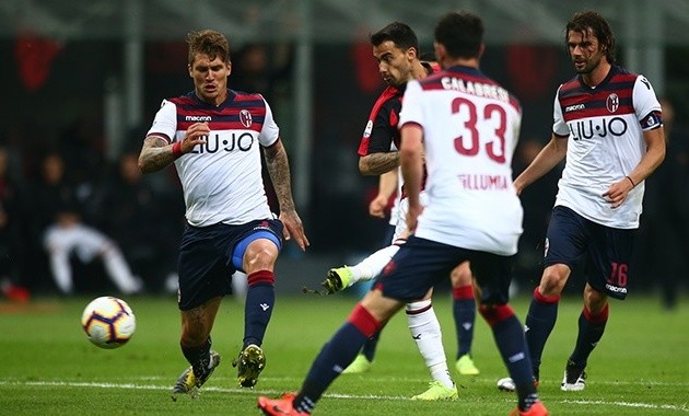 Đánh bại Bologna, AC Milan tiếp tục mơ về Champions League - Bóng Đá