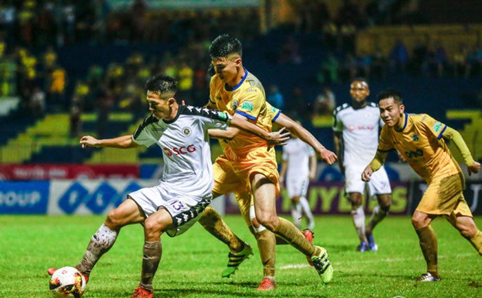 Vòng 9 V-League 2019: TP.HCM xây chắc ngôi đầu, nổi lửa Hàng Đẫy - Bóng Đá