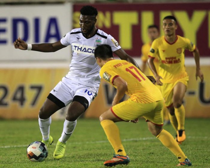 Dư âm vòng 8 V-League 2019: Hà Nội chết hụt ở Gò Đậu, HAGL thắng dễ - Bóng Đá