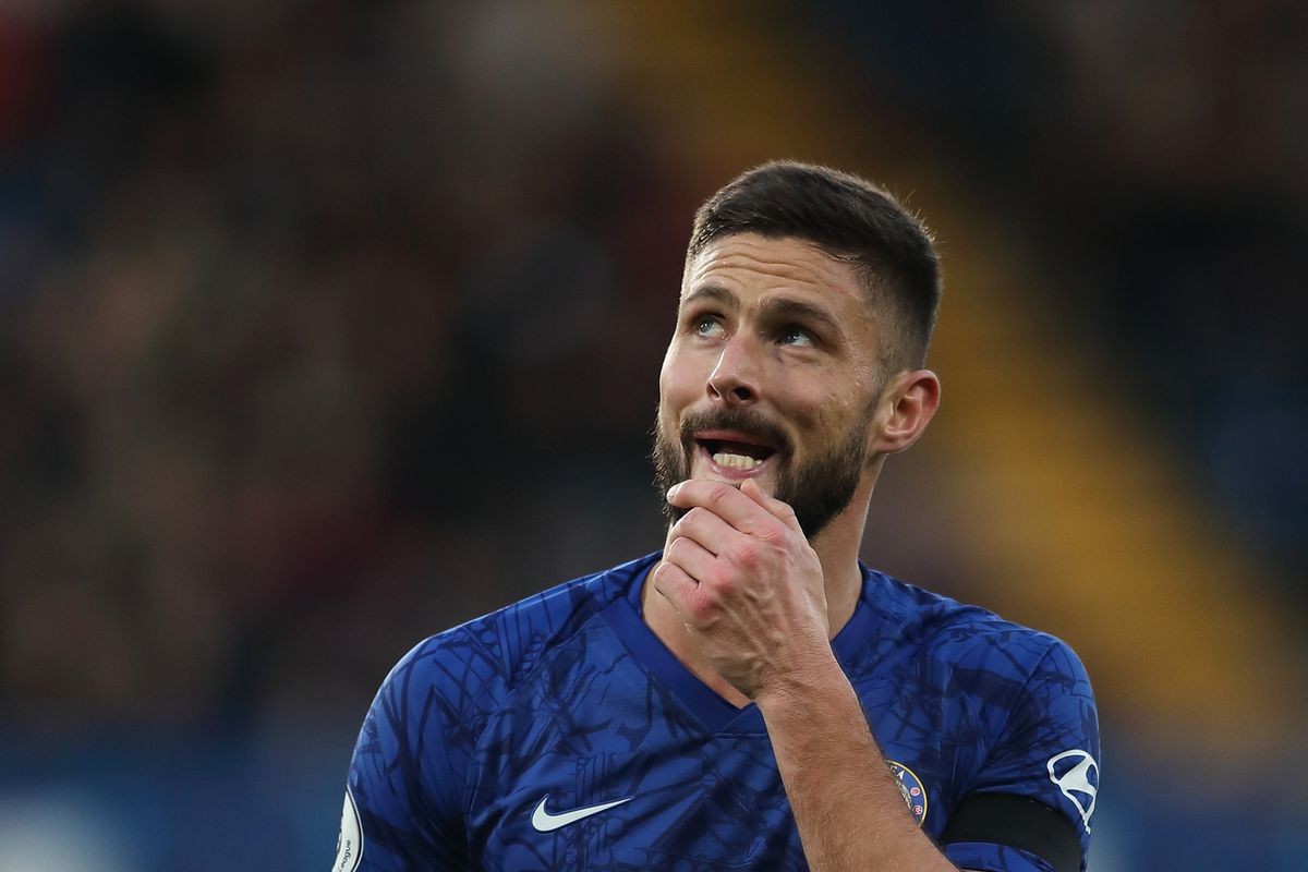 Chelsea boss Frank Lampard makes promise to Olivier Giroud after failed Tottenham transfer - Bóng Đá