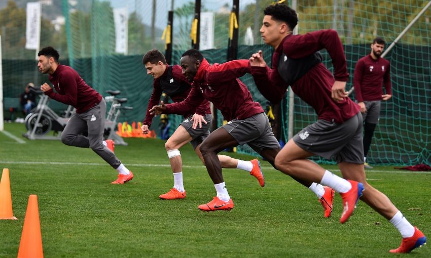 Man City tập  - Bóng Đá