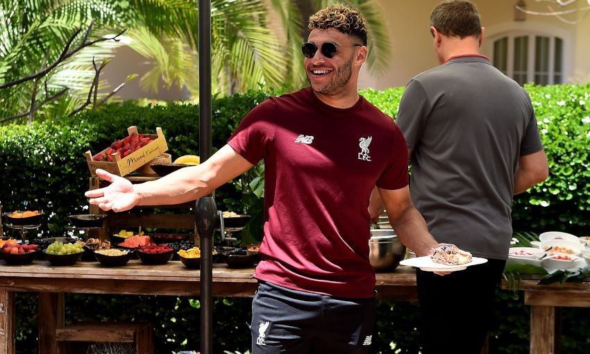 Liverpool ăn  - Bóng Đá