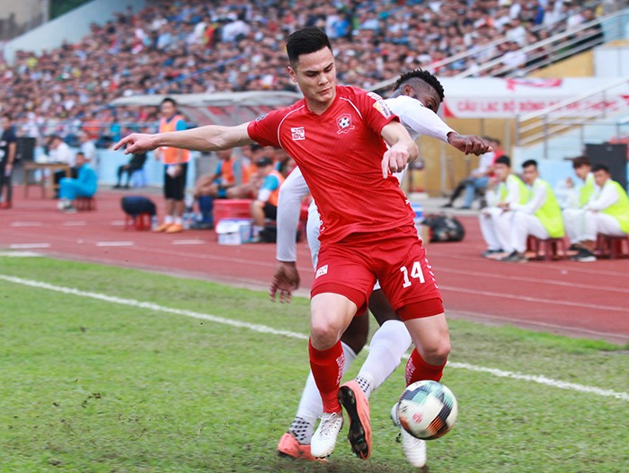 Thầy Park quan tâm đến Schmidt: Chờ cánh chim lạ ở hàng thủ ĐT Việt Nam - Bóng Đá