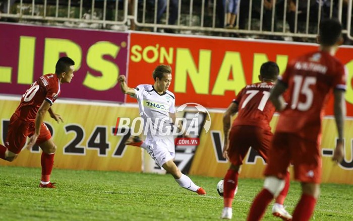 TRỰC TIẾP HAGL 0-2 TP.HCM (H2): Chủ nhà tấn công tổng lực - Bóng Đá