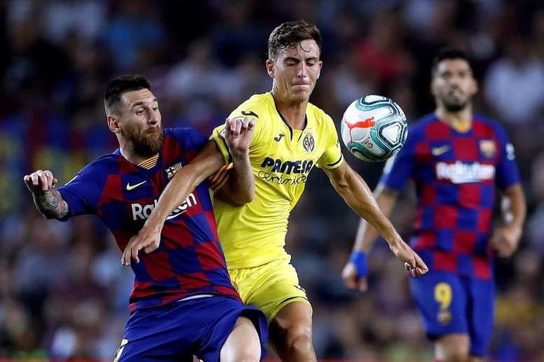 Villarreal’s Pau Torres has emerged as the prime candidate to partner Aymeric Laporte at the heart of Manchester City’s defence next season. - Bóng Đá