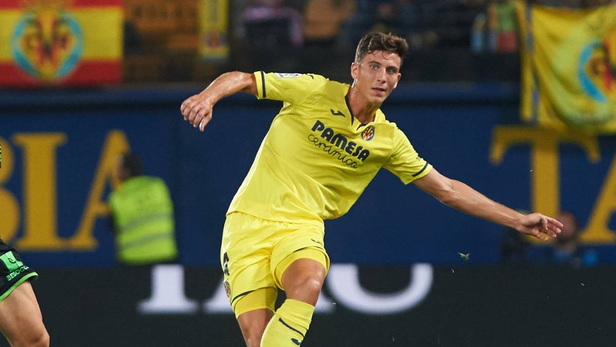 Villarreal’s Pau Torres has emerged as the prime candidate to partner Aymeric Laporte at the heart of Manchester City’s defence next season. - Bóng Đá