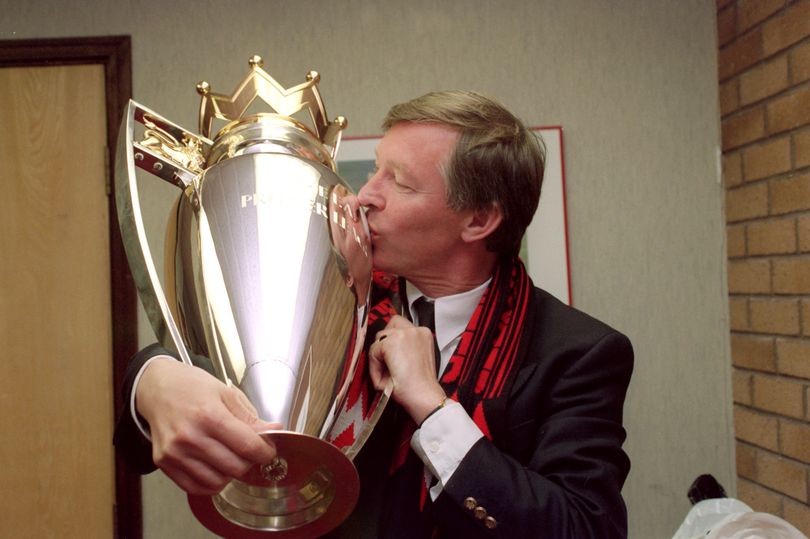 50 HLV vĩ đại nhất mọi thời đại: Sir Alex chỉ xếp thứ 2 - Bóng Đá