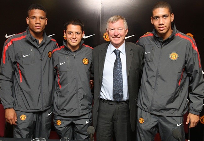 Man Utd từ khi bán Ronaldo: 44 tân binh, và chỉ 2 Premier League! - Bóng Đá