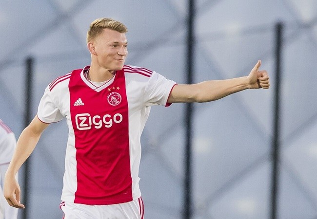 Mất hết trụ cột? Không sao! Ajax đã có 4 sao mai 'cây nhà lá vườn' này - Bóng Đá