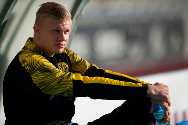 Borussia Dortmund: Chờ đợi hàng công nguyên tử - Bóng Đá