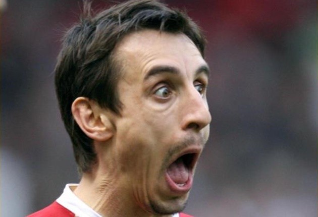 Làm 2 điều, Liverpool sẽ khiến Man Utd và Neville... vào rừng - Bóng Đá