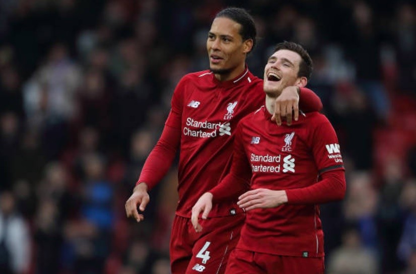 Robertson trượt ngã như Gerrard - Bóng Đá