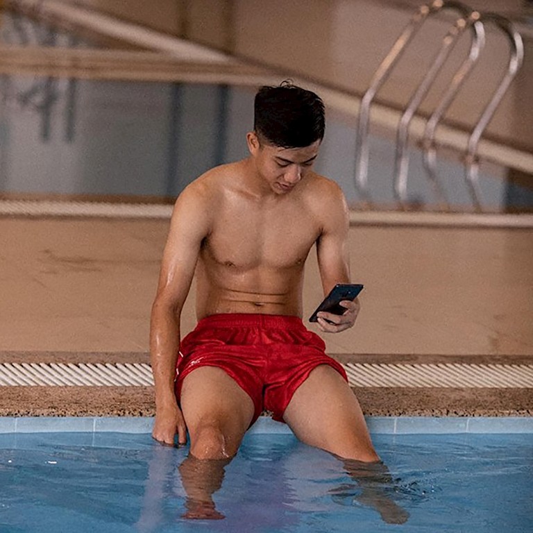 Phát sốt với Body chuẩn của ngôi sao ĐT Việt Nam - Phan Văn Đức - Bóng Đá