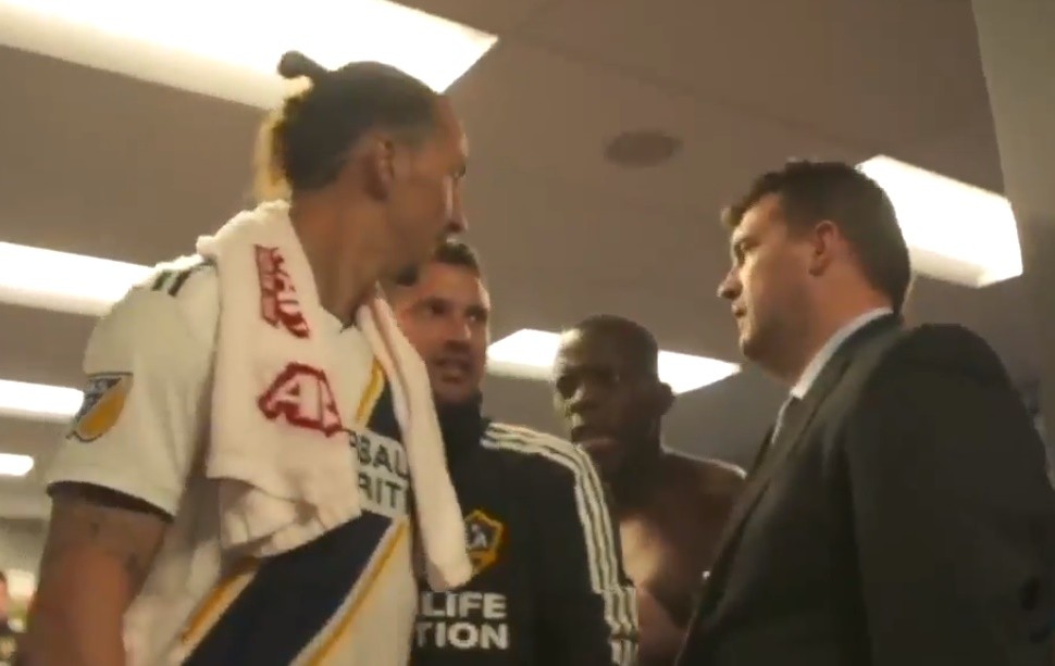 Ibrahimovic gây lộn với OnuOha tại MLS - Bóng Đá