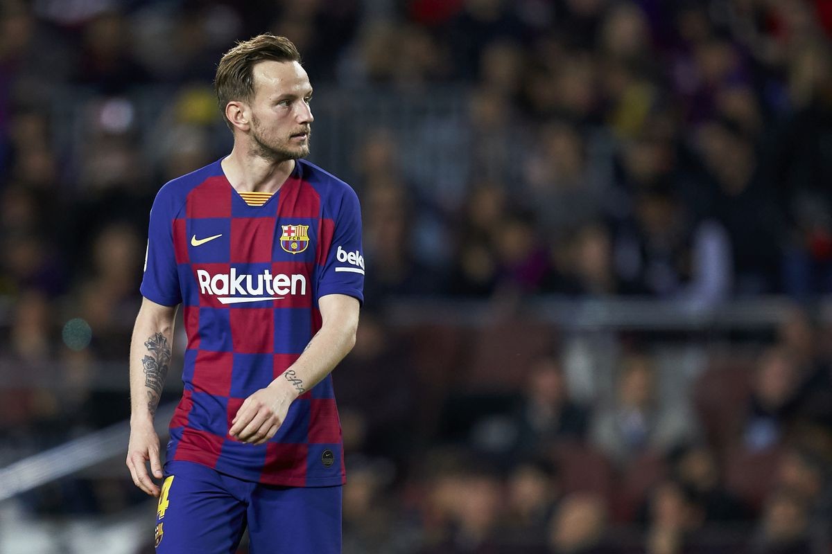 Atletico Madrid 'open talks to sign Ivan Rakitic' after Barcelona star slams 'people who make decisions' at Nou Camp following failed January move - Bóng Đá