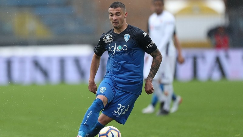 Krunic đến AC Milan: https://www.calciomercato.com/en/news/exclusive-the-background-of-the-ac-milan-krunic-deal-as-boban-ap-77731 - Bóng Đá