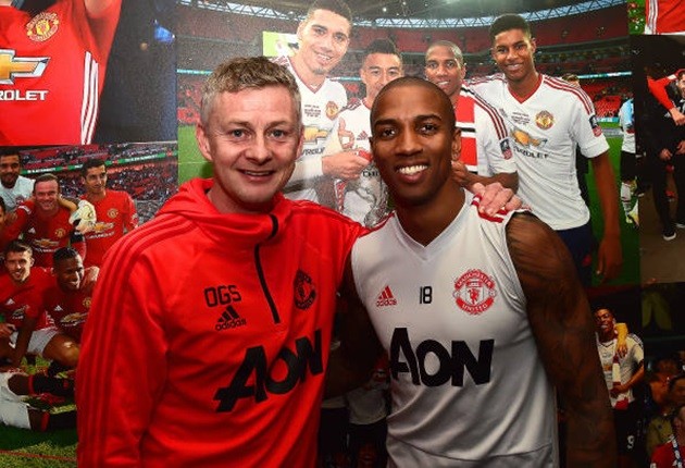 'Sai một ly, đi một dặm', Man Utd đang phải trả giá vì sai lầm tai hại - Bóng Đá